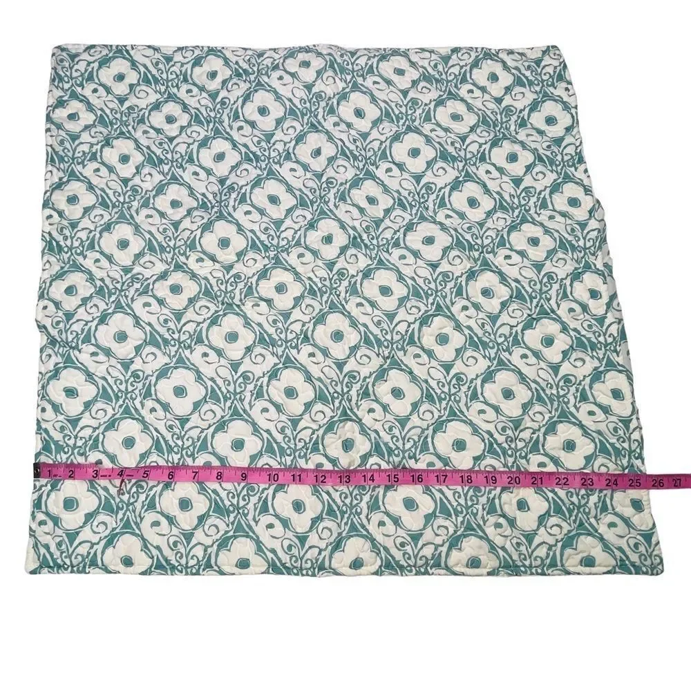 10/$25🦋 Set of 2 Levtex LLC Aqua & White Floral Euro Shams